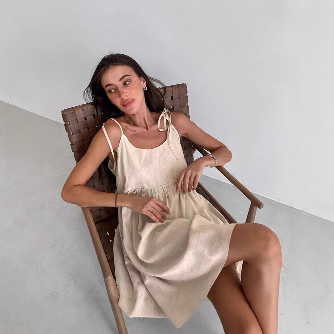 Dame afslappet sommerkjole med justerbare stropper og elastisk talje Stilla