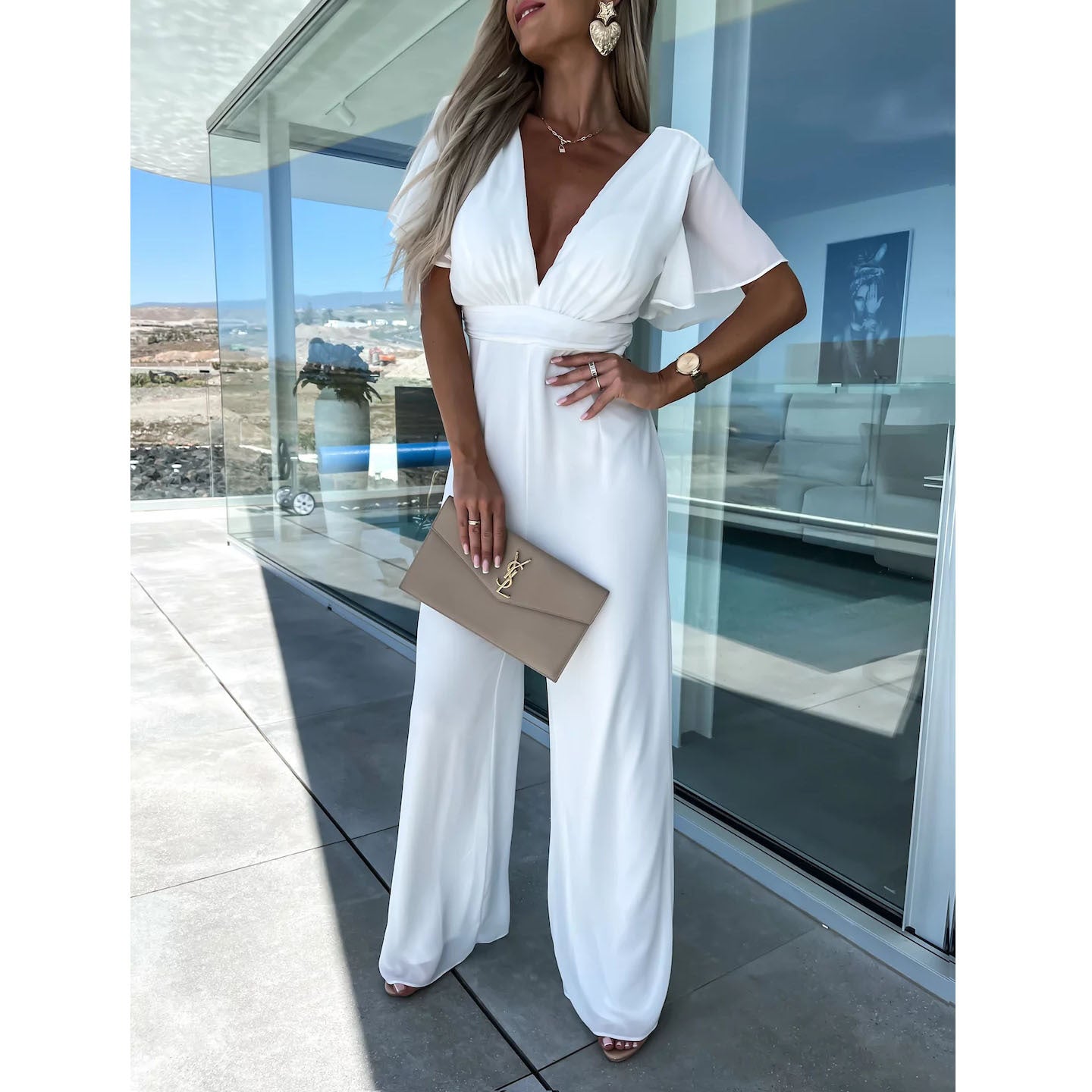 Dame Elegant Jumpsuit med dyb V-udskæring og flydende ærmer Stiila