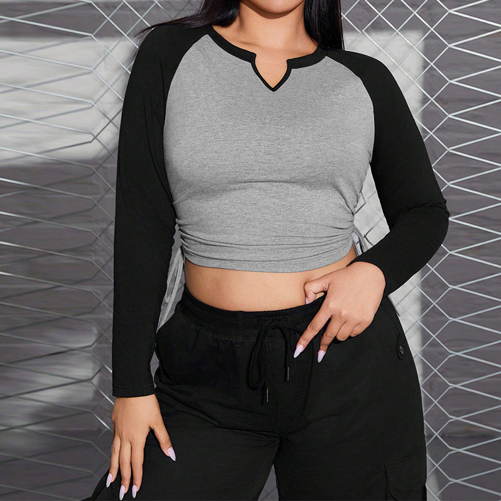 Dame cropped langærmet skjorte med V-udskæring og sideløjfer Stilla