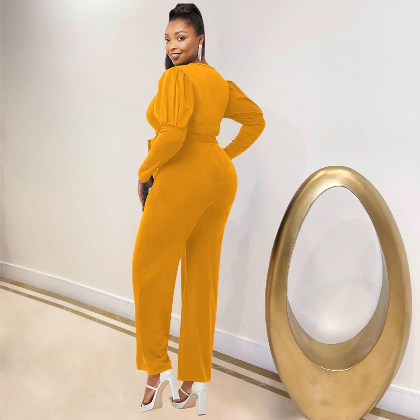 Stilla | Elegant Langærmet V-hals Bælte Jumpsuit
