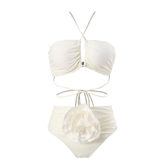 Dame Bandeau-bikini med voluminøse ruffles detaljer og justerbare stropper Stilla