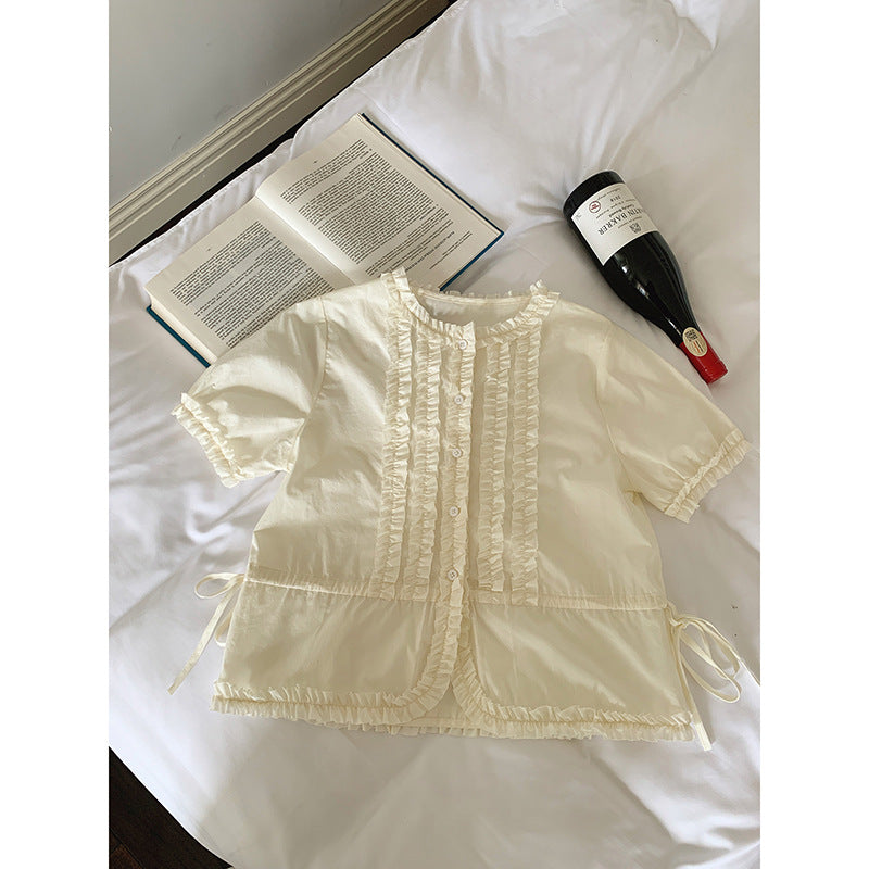 Dame afslappet flæse skjorte med elegant talje og højt lukket krave Stilla