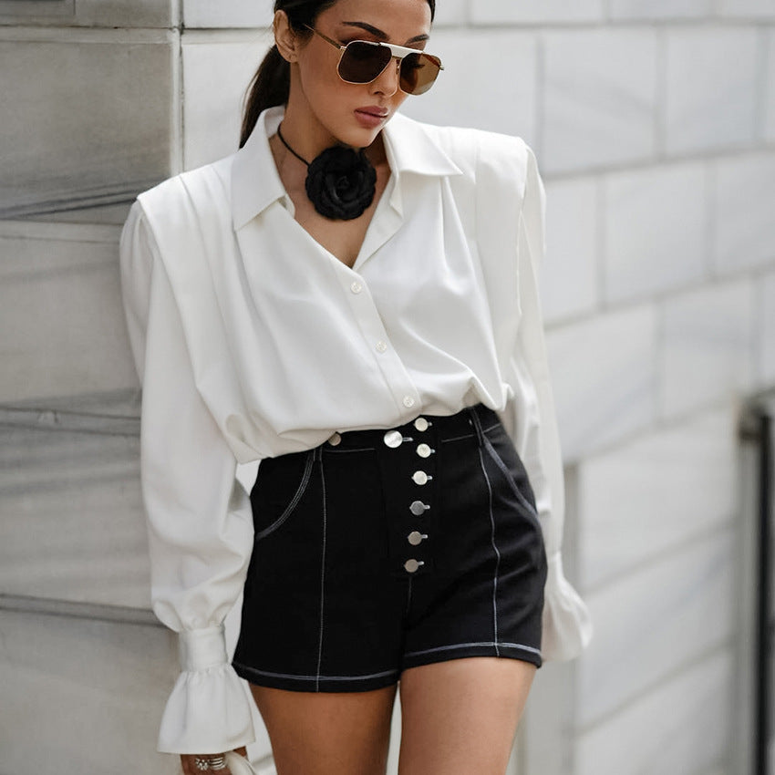 Dame elegant bluse med voluminøse ærmer og tætsiddende snit Stilla