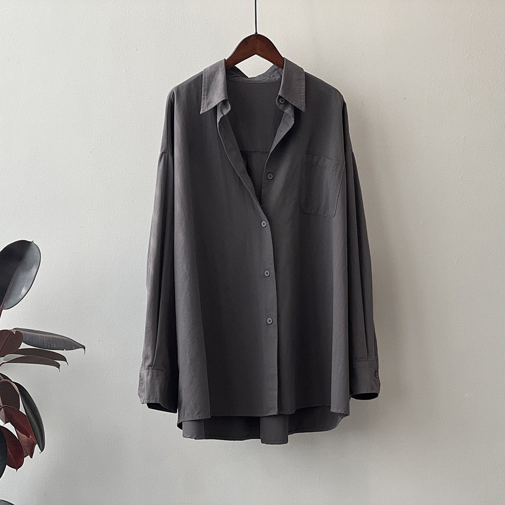 Dame afslappet linned bluse med åndbar pasform og praktisk brystlomme Stilla