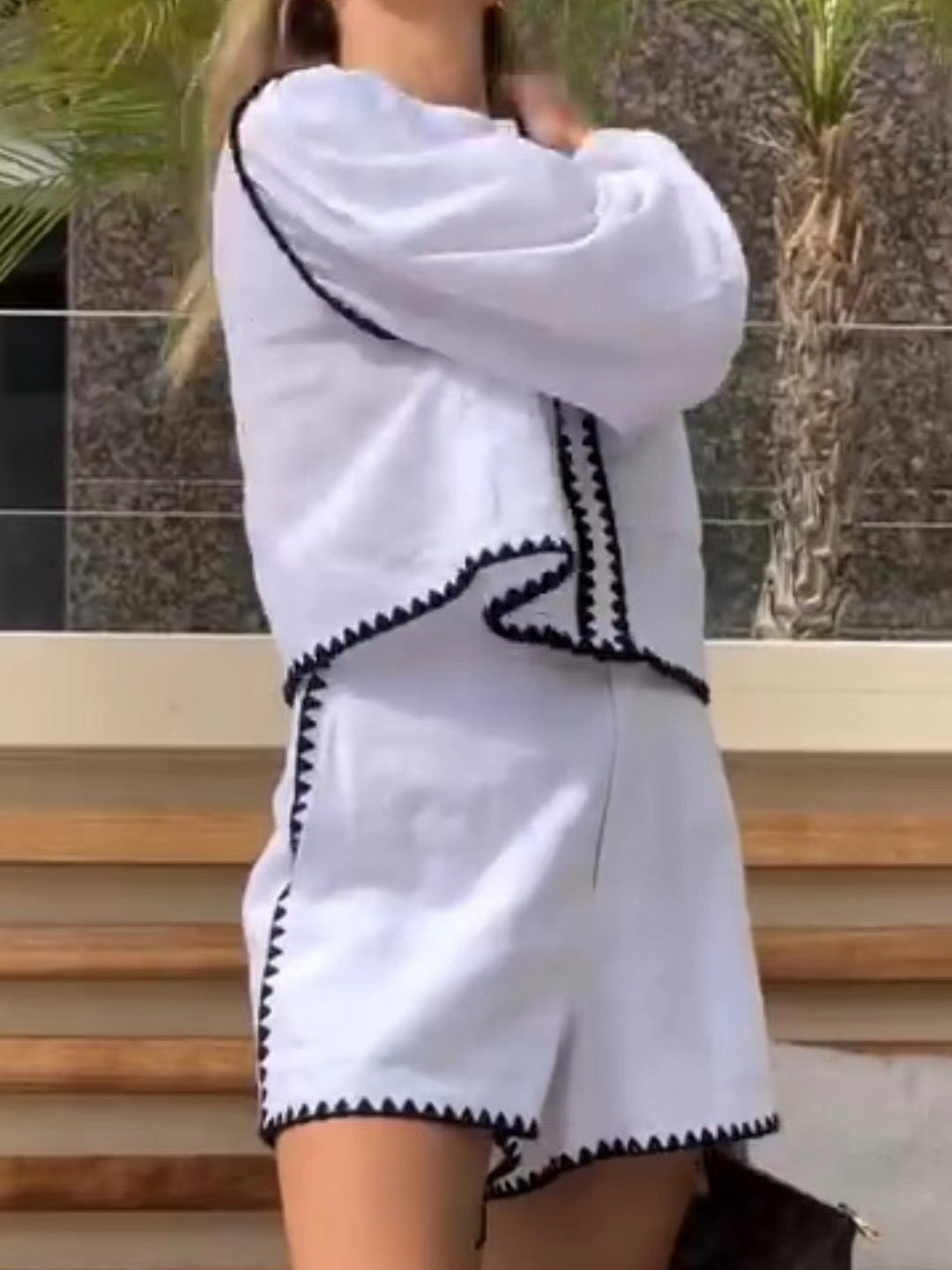 Dame Cropped Top med balanceret snit og moderigtige kontraster Stilla