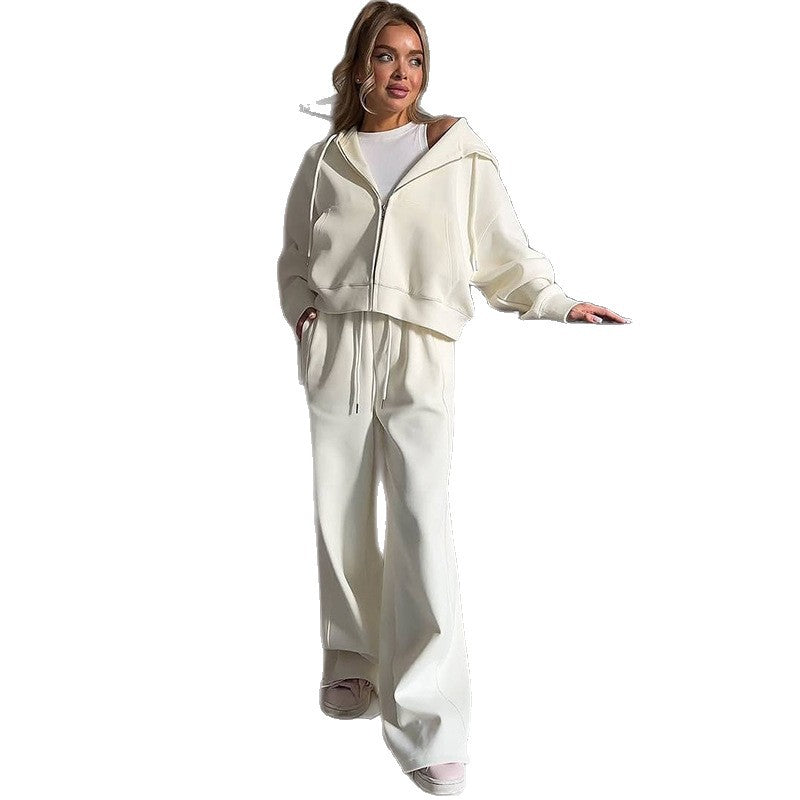 Dame afslappet lounge sæt lavet af blødt, åndbart materiale med hættejakke og løstsiddende bukser Stilla