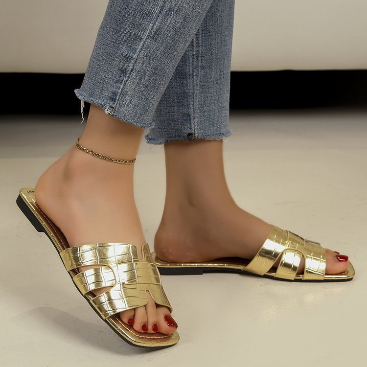 Dame åbne mules med moderne rem-design og komfortabelt fodbedd Stilla