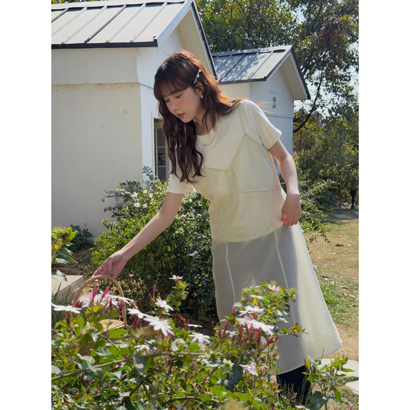 Dame afslappet lagkæde kjole med dekorativ T-shirt og asymmetrisk snit Stilla