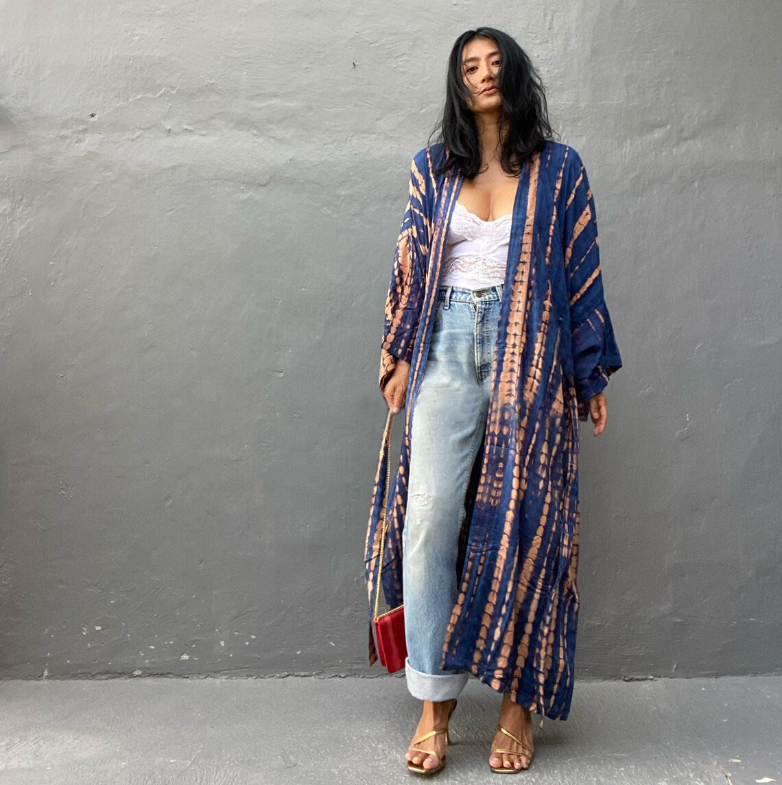 Dame elegant kaftan med legende batikmønster Stilla