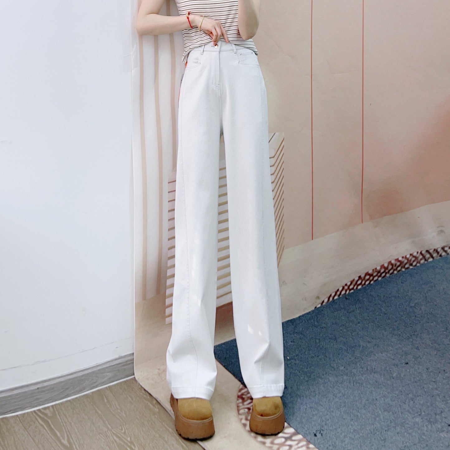 Dame Elegant Højskåret brede Jeansbukser med glat snit og praktiske lommer Stilla