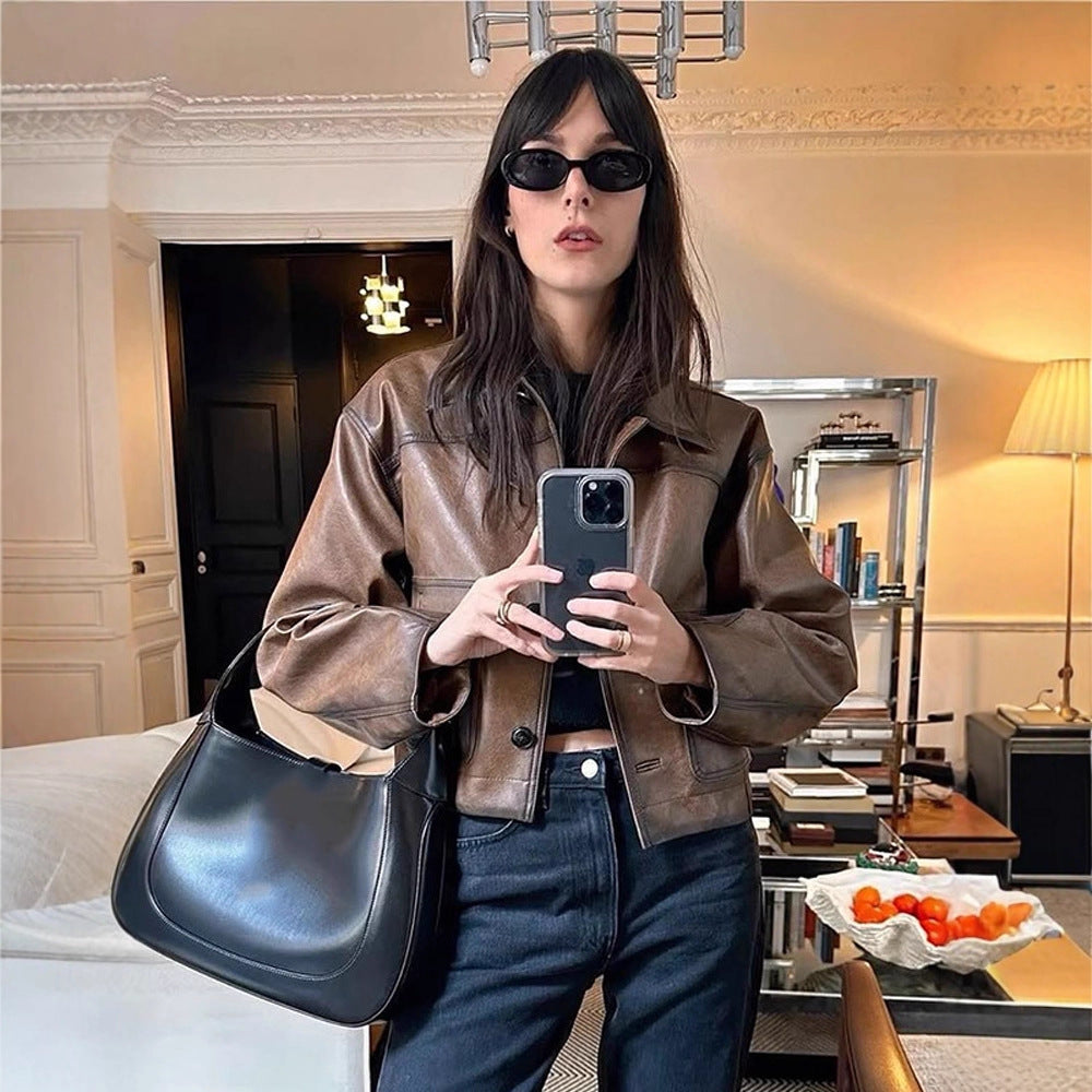 Dame cropped Kunstlæderjakke med moderne snit og kvalitetsdetaljer Stilla