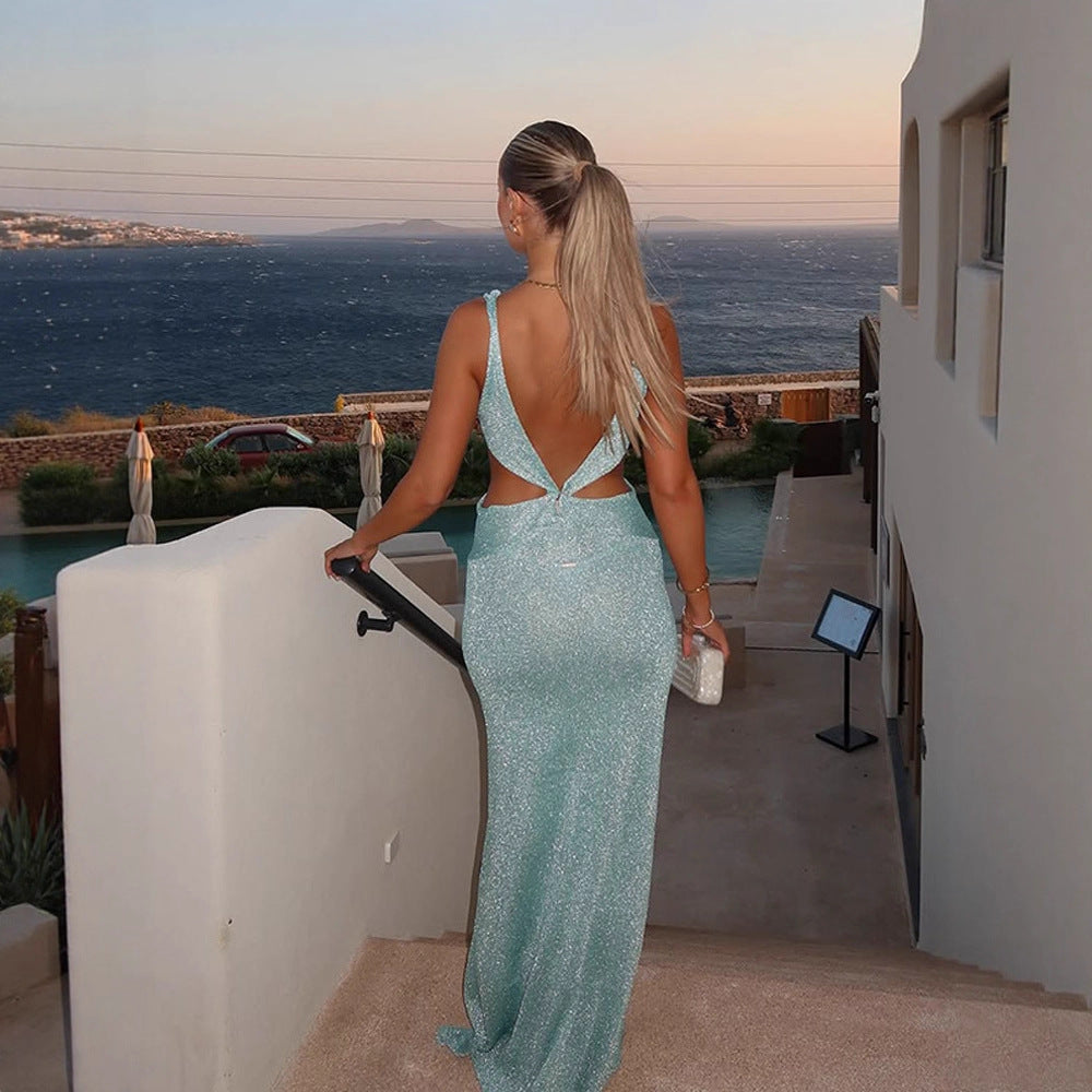 Dame Elegant aftenkjole med dyb V-udskæring og raffinerede cut-out-detaljer Stilla