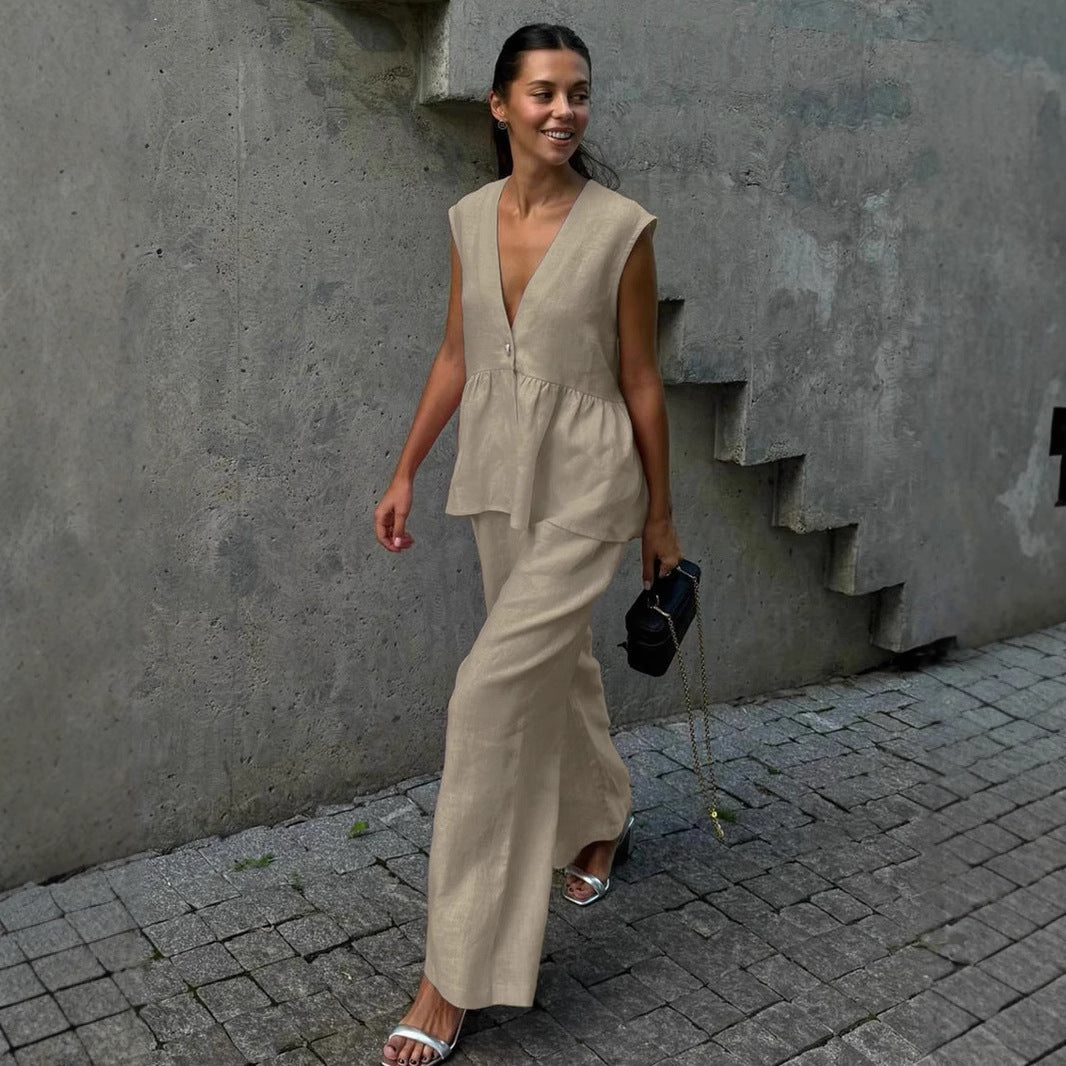 Dame luftig jumpsuit med elegant V-udskæring og taljering Stilla
