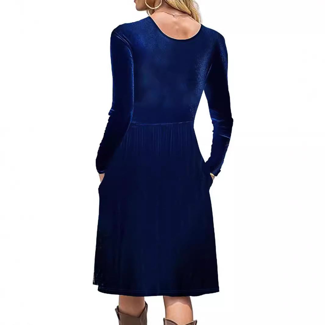 Dame elegant fløjlskjole med sidelommer og lange ærmer Stilla