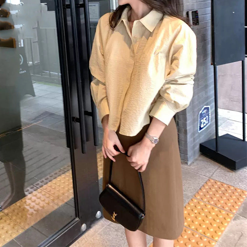 Dame afslappet bluse med ballonformede ærmer og elegant drapering Stilla