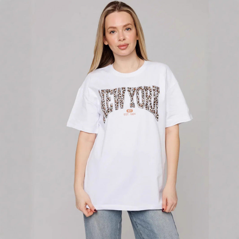 Dame afslappet T-shirt med iøjnefaldende New York leopardtrykt Stilla