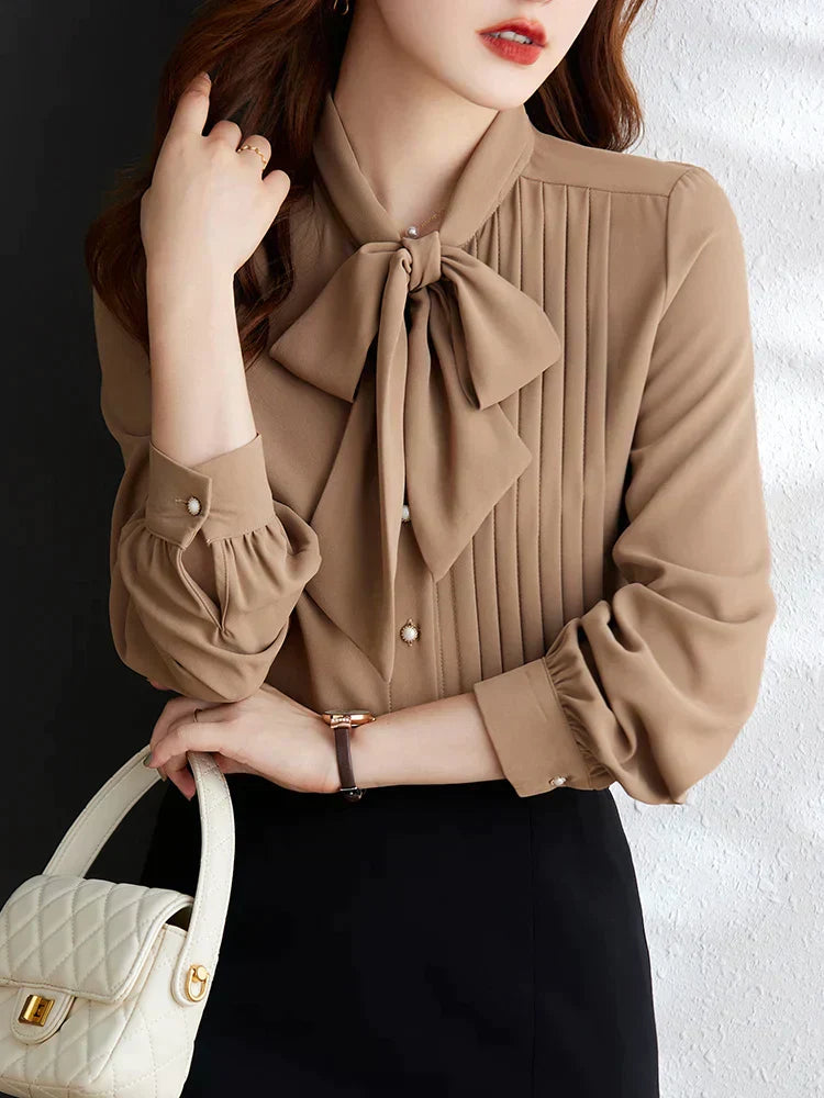Stilla | Elegant Bluse med Bundet Knude