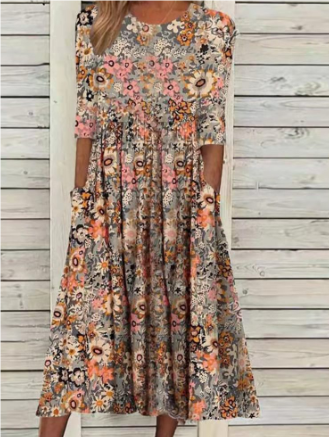Stilla | Midi Sommerkjole med Korte Ærmer og Blomster Mønster