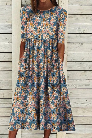 Stilla | Midi Sommerkjole med Korte Ærmer og Blomster Mønster