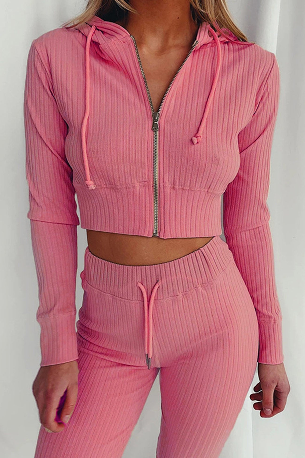 Stilla | Lange Jumpsuits Med Hættepullover Af Ribstrik