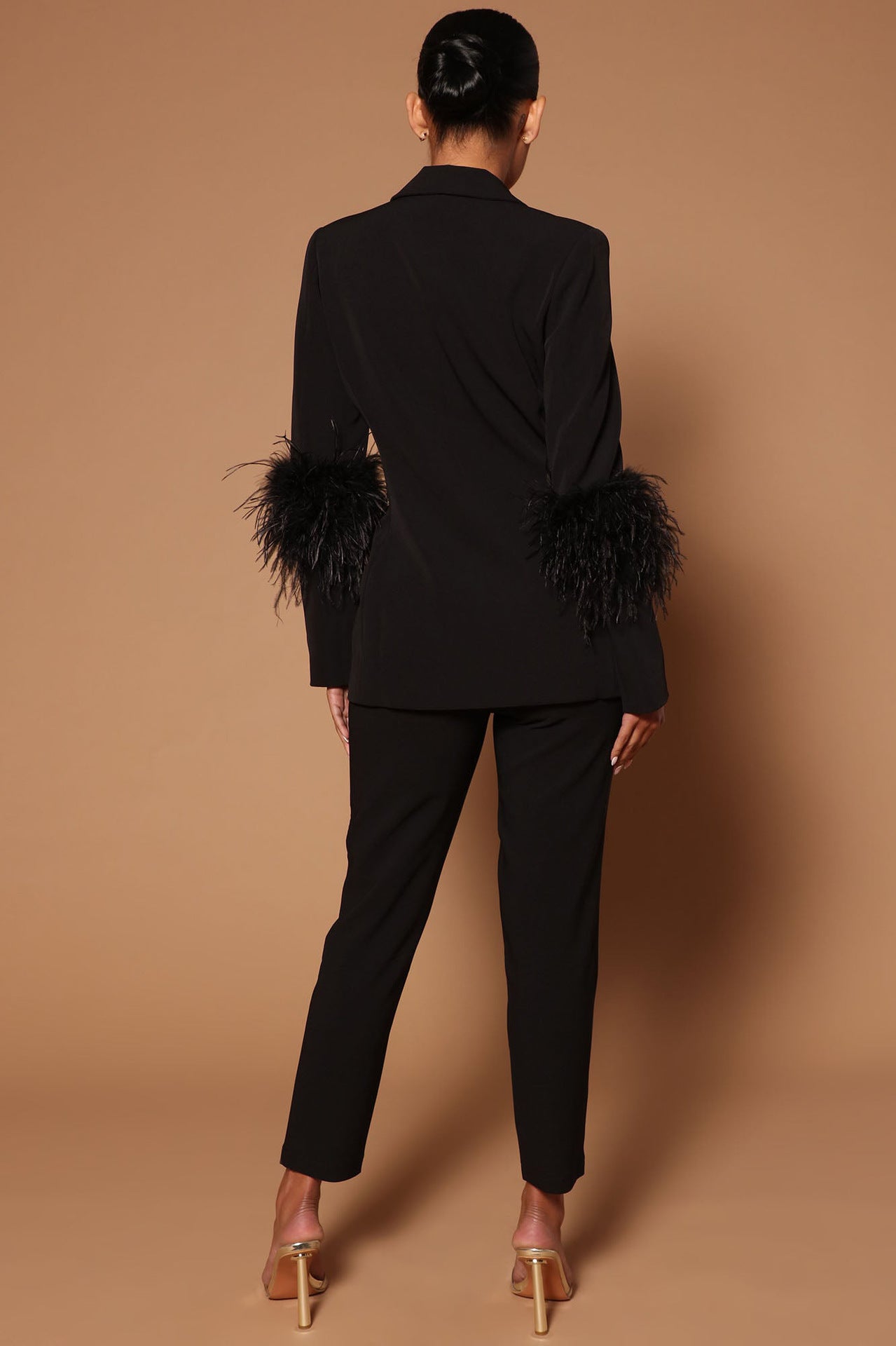 Stilla | Fjerjakke med elegant pasform