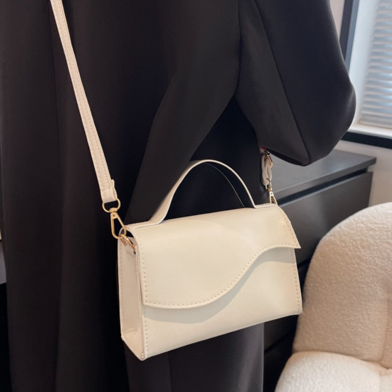 Stilla | Distinguished Handbag