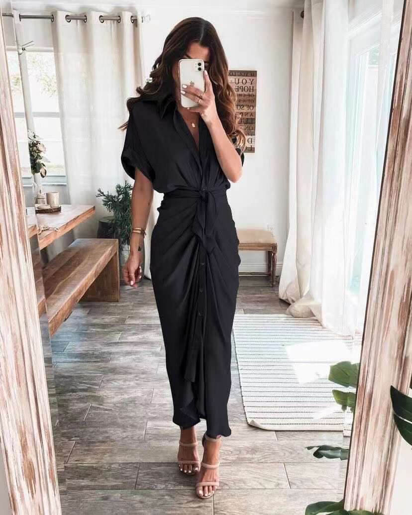 Stilla | Chic og Elegant Kjole med Smukke Detaljer