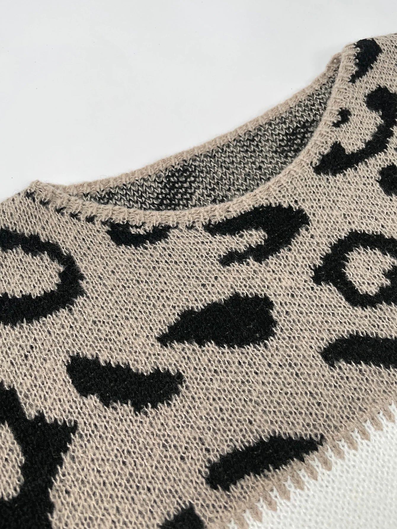 Stilla | Leopardmønster Pullover