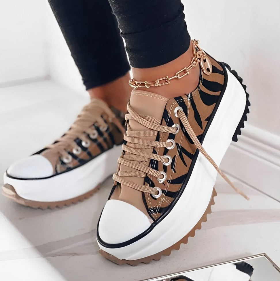 Stilla | Plateausneaker