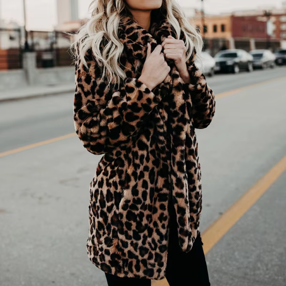 Stilla | Fashionable leopard print coat ladies