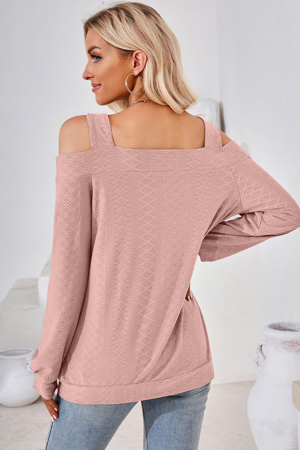 Stilla | Square Neck Cold Shoulder T-shirt
