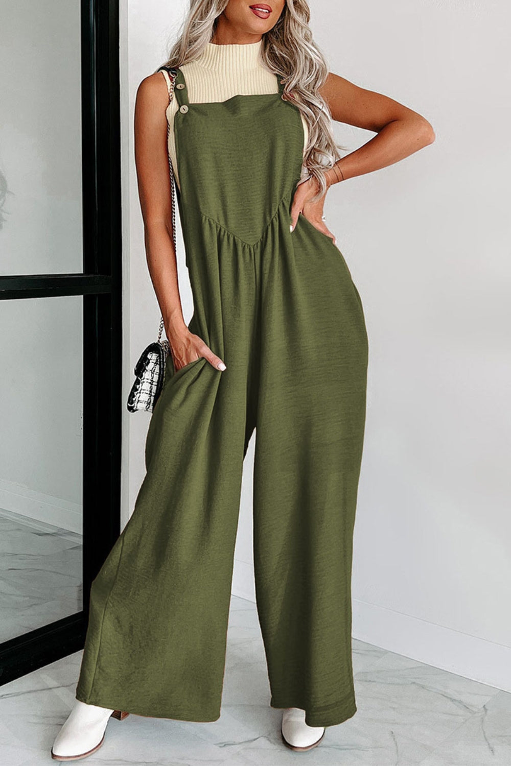 Stilla | Neck Wide Strap Jumpsuit