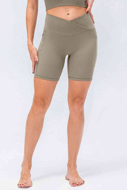 Stilla | Fit V-talje Sports Shorts