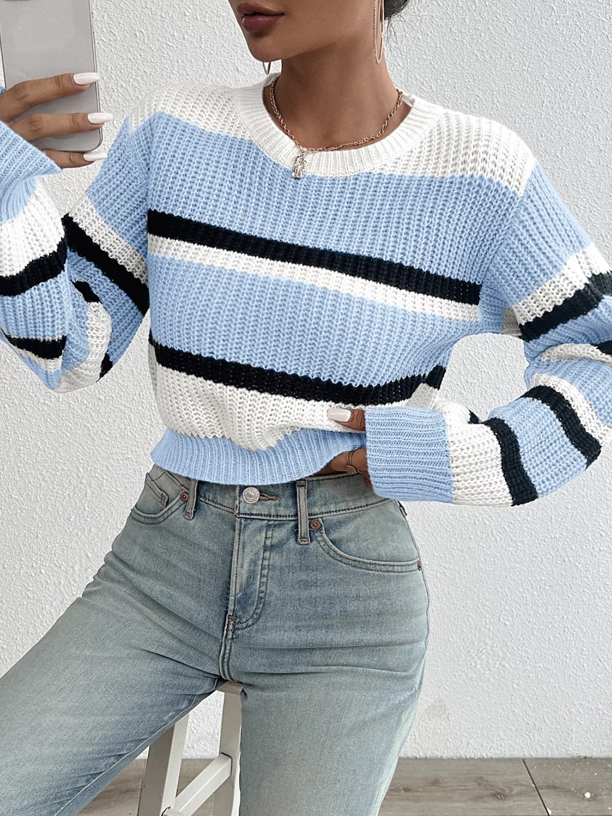 Stilla | Kort sweater af strik Azalea