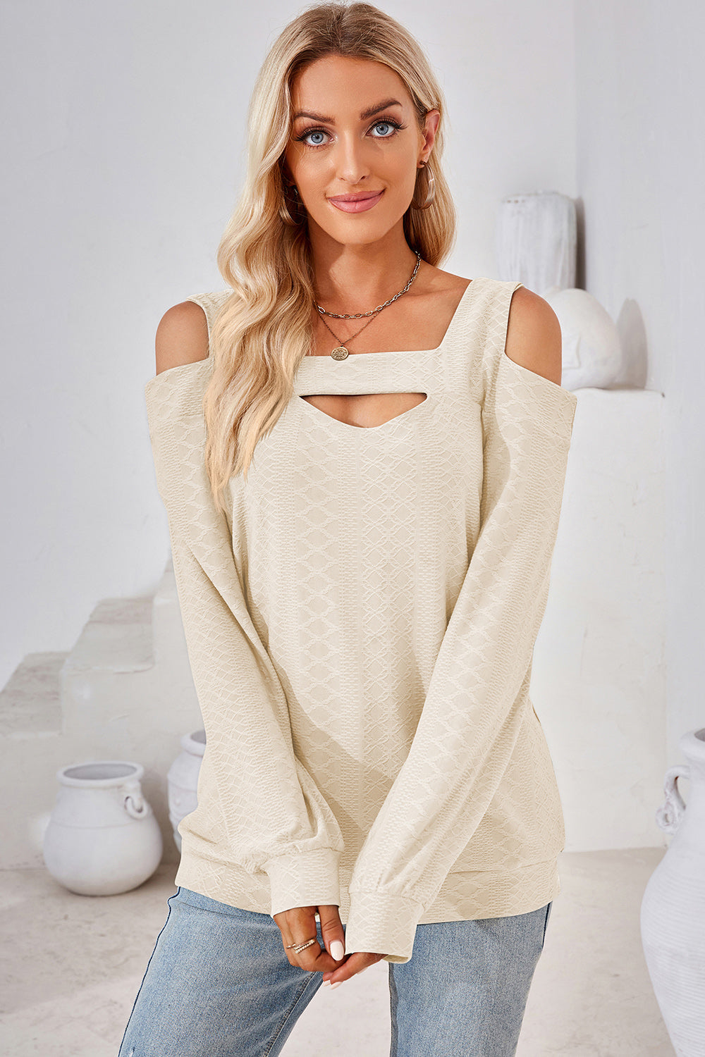 Stilla | Square Neck Cold Shoulder T-shirt
