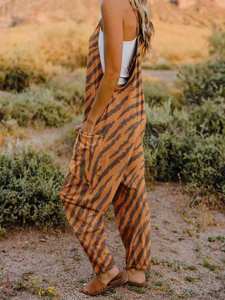 Stilla | Størrelse Printa V-hals ærmeløs Jumpsuit