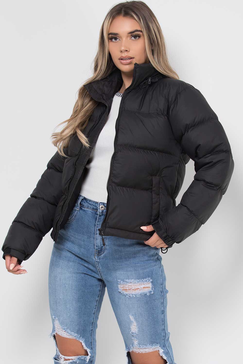 Stilla | Elegant Sort Puffer Jakke