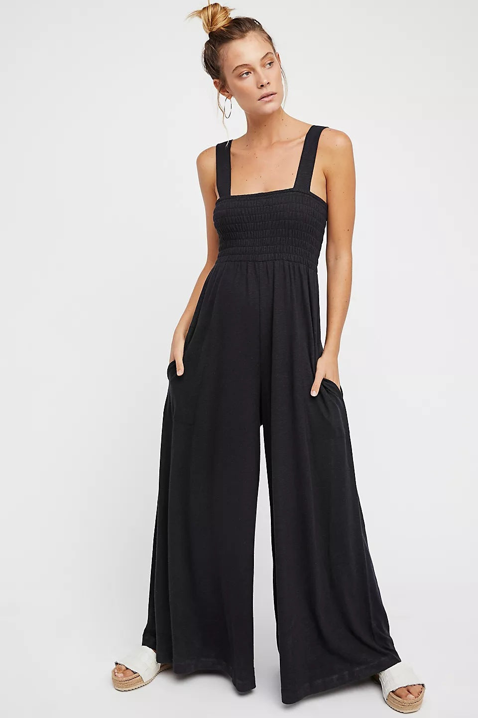 Stilla | Bred Rem Jumpsuit