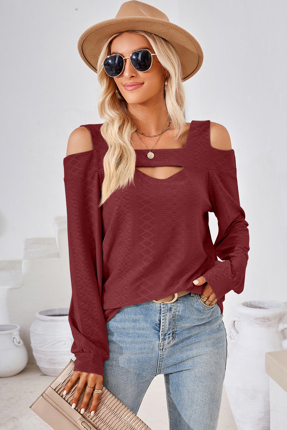 Stilla | Square Neck Cold Shoulder T-shirt