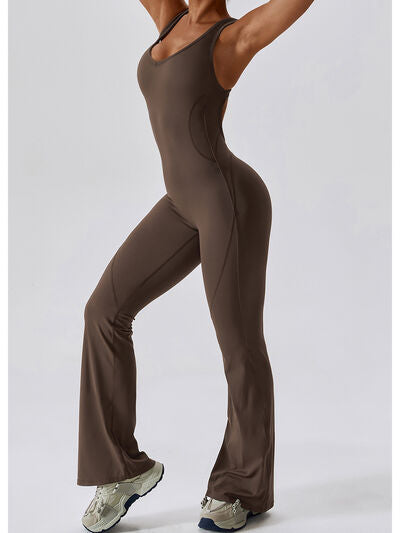 Stilla | Bred Strop Bootcut Aktiv Jumpsuit