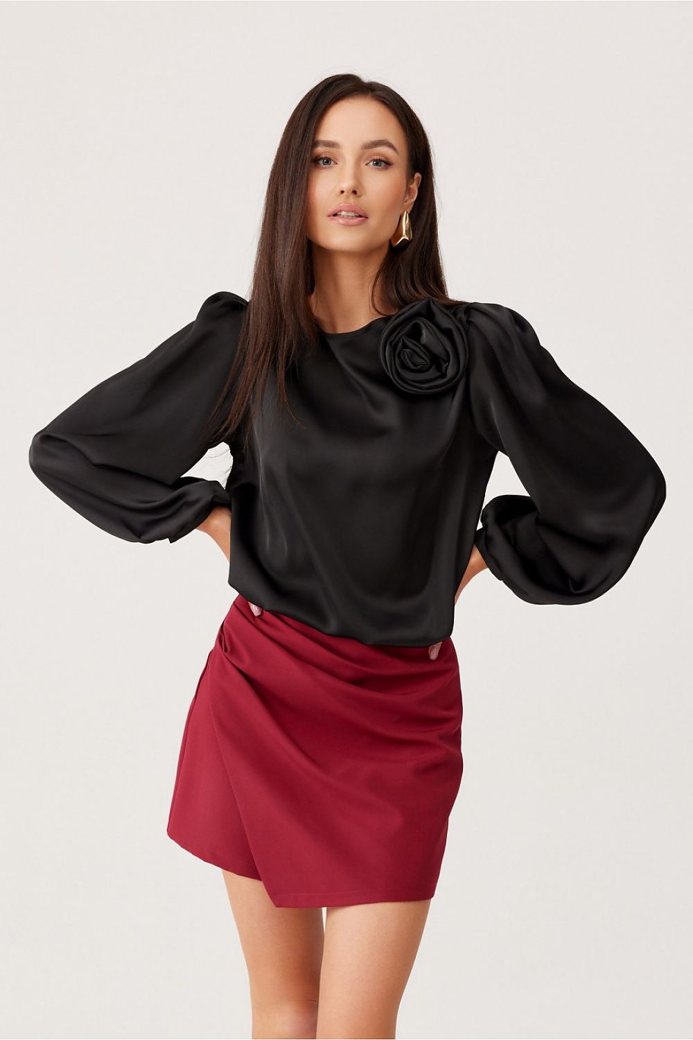 Stilla | Satin Bluse med Elegance