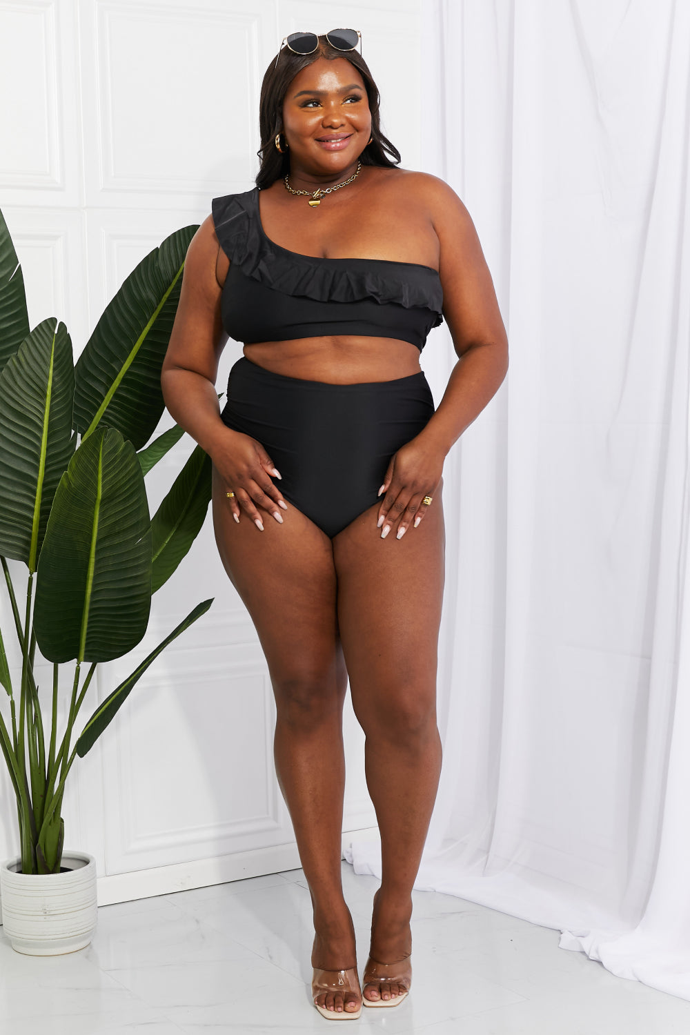Stilla | West Swim Seaside Romance Ruffle One-shoulder Bikini I Sort