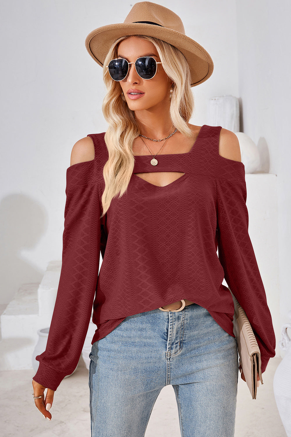 Stilla | Square Neck Cold Shoulder T-shirt