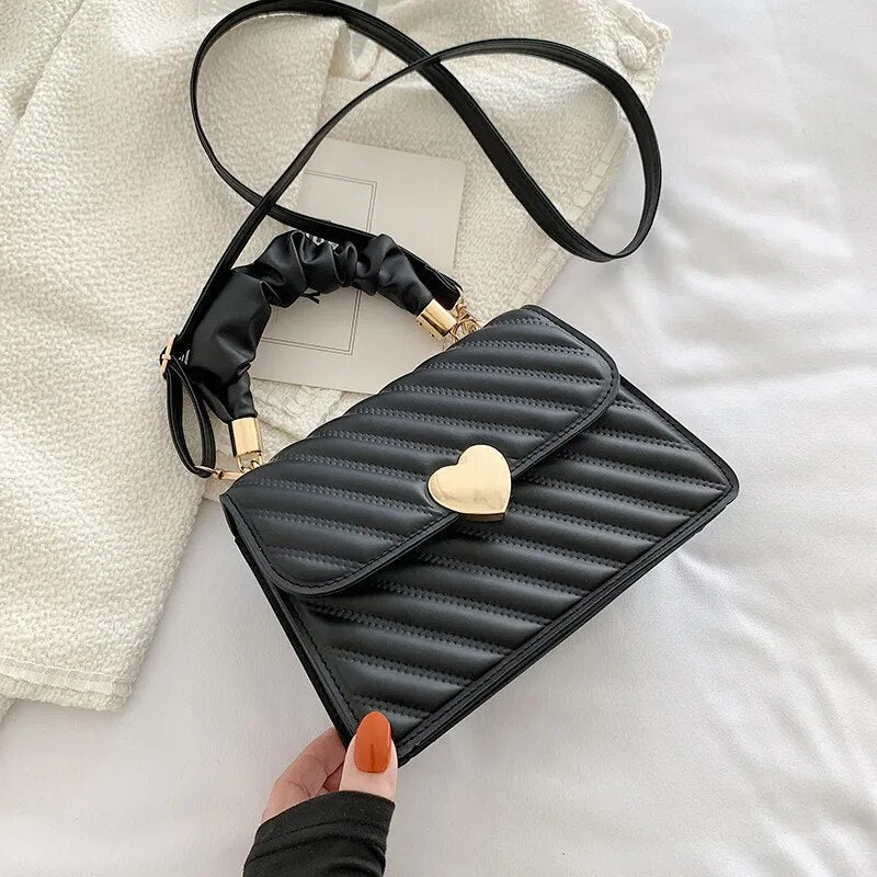 Stilla | Crossbody Taske i Moderne Design