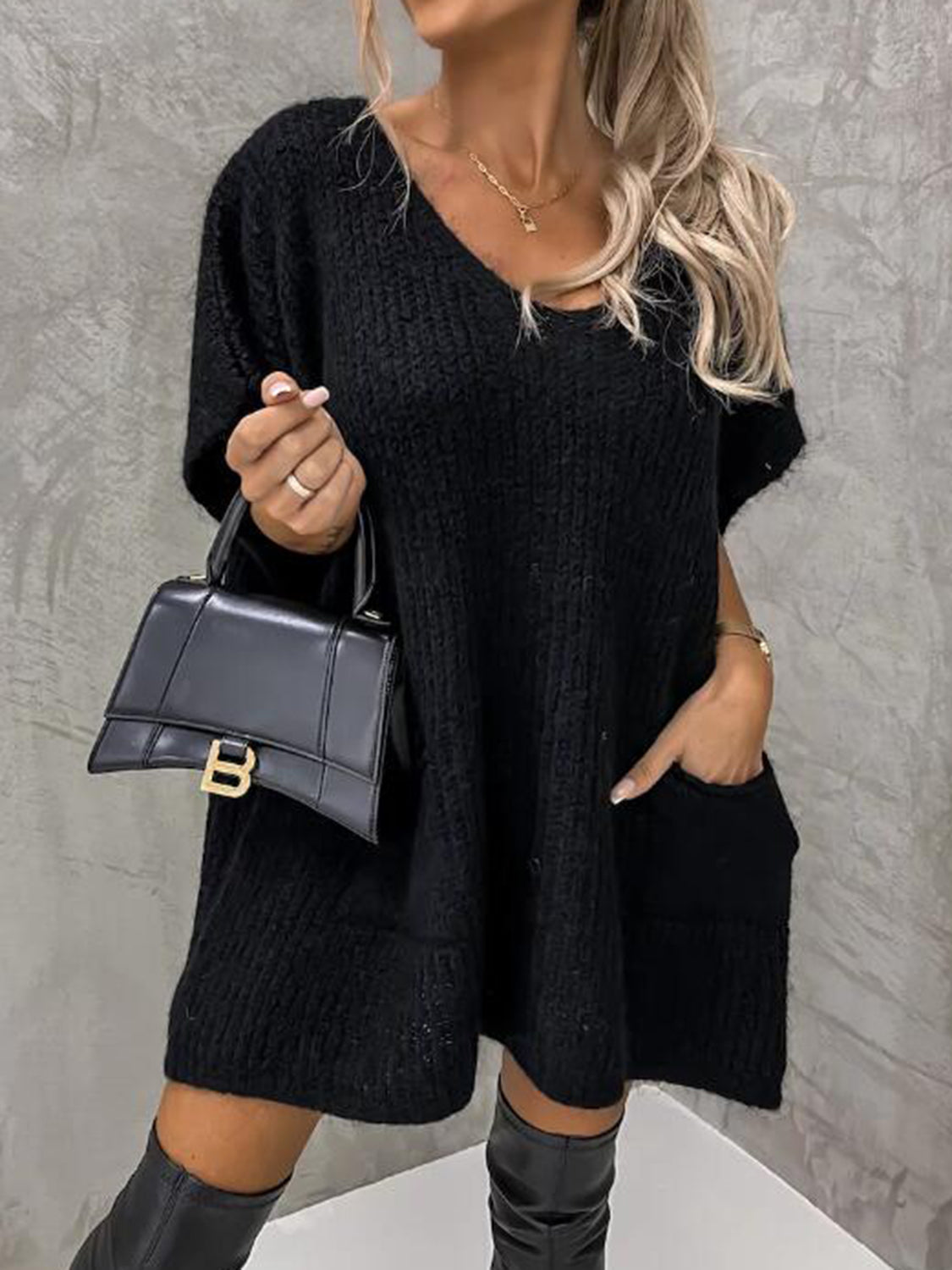 Stilla | V Hals Kortærmet Sweater med Lommer