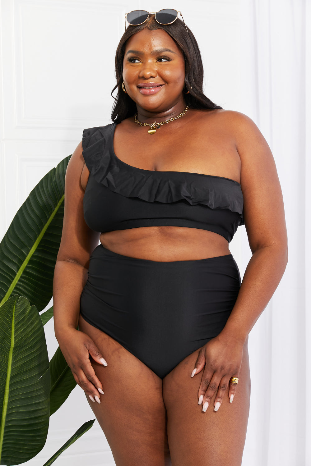 Stilla | West Swim Seaside Romance Ruffle One-shoulder Bikini I Sort