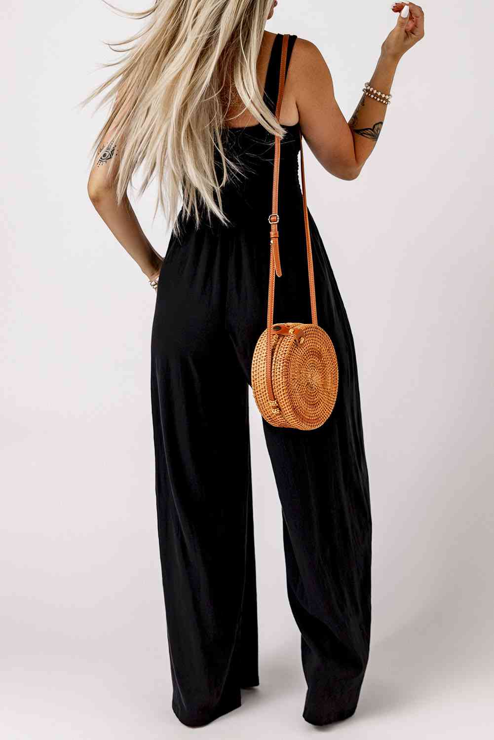 Stilla | Square Neck Wide Leg Jumpsuit Med Lommer