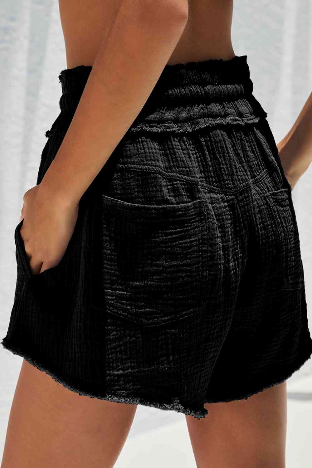 Stilla | Raw Hem Shorts