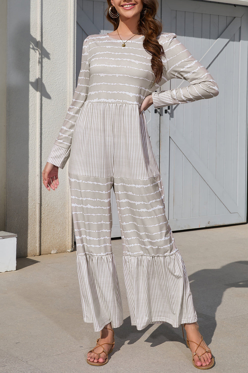 Stilla | Rund Hals Langærmet Jumpsuit