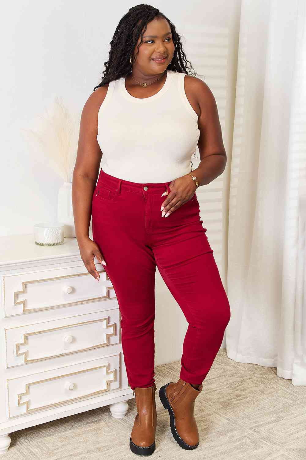 Stilla | Bae Full Size Rund Hals Tank